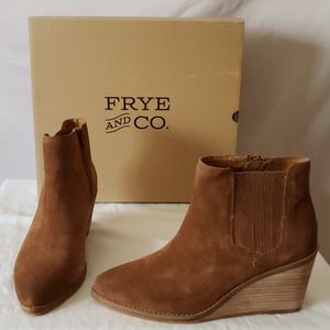 New-Frye & Co Suede Wedge Boot